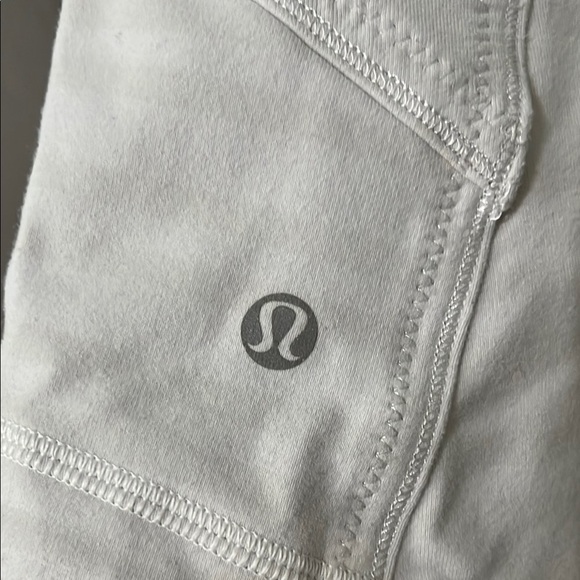 Lululemon Athletica Women's Gray Ski Jacket - Picture 6 of 9